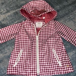 Zara raincoat size 2-3years